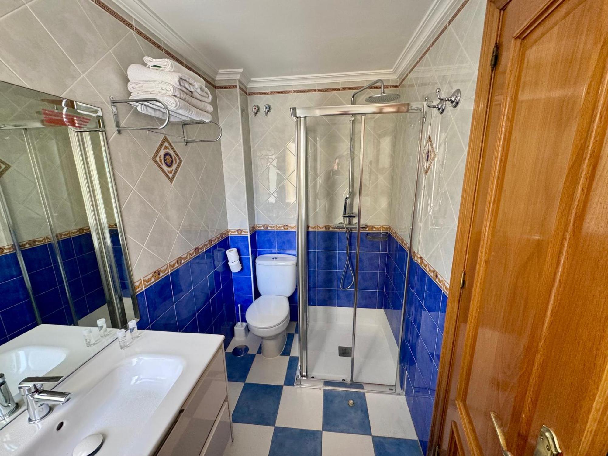 Apartamentos Nina De Oro Torremolinos Extérieur photo