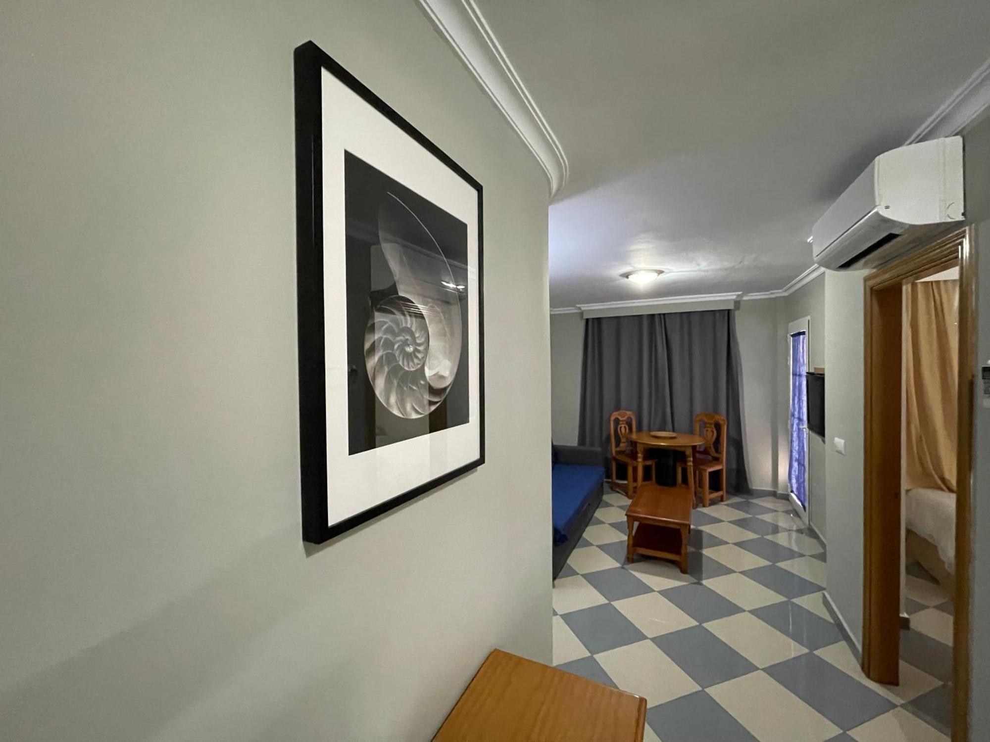 Apartamentos Nina De Oro Torremolinos Extérieur photo