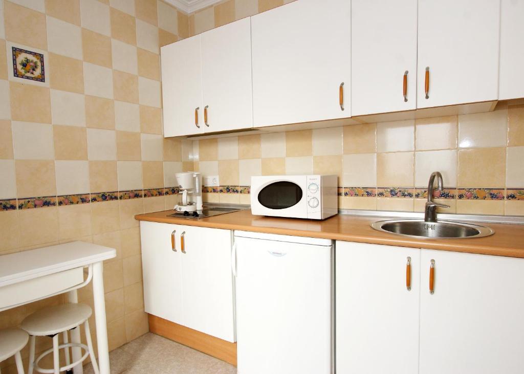Apartamentos Nina De Oro Torremolinos Chambre photo