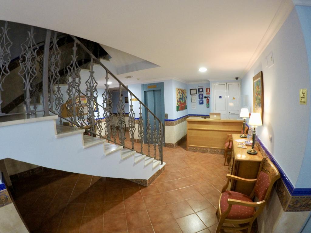 Apartamentos Nina De Oro Torremolinos Extérieur photo