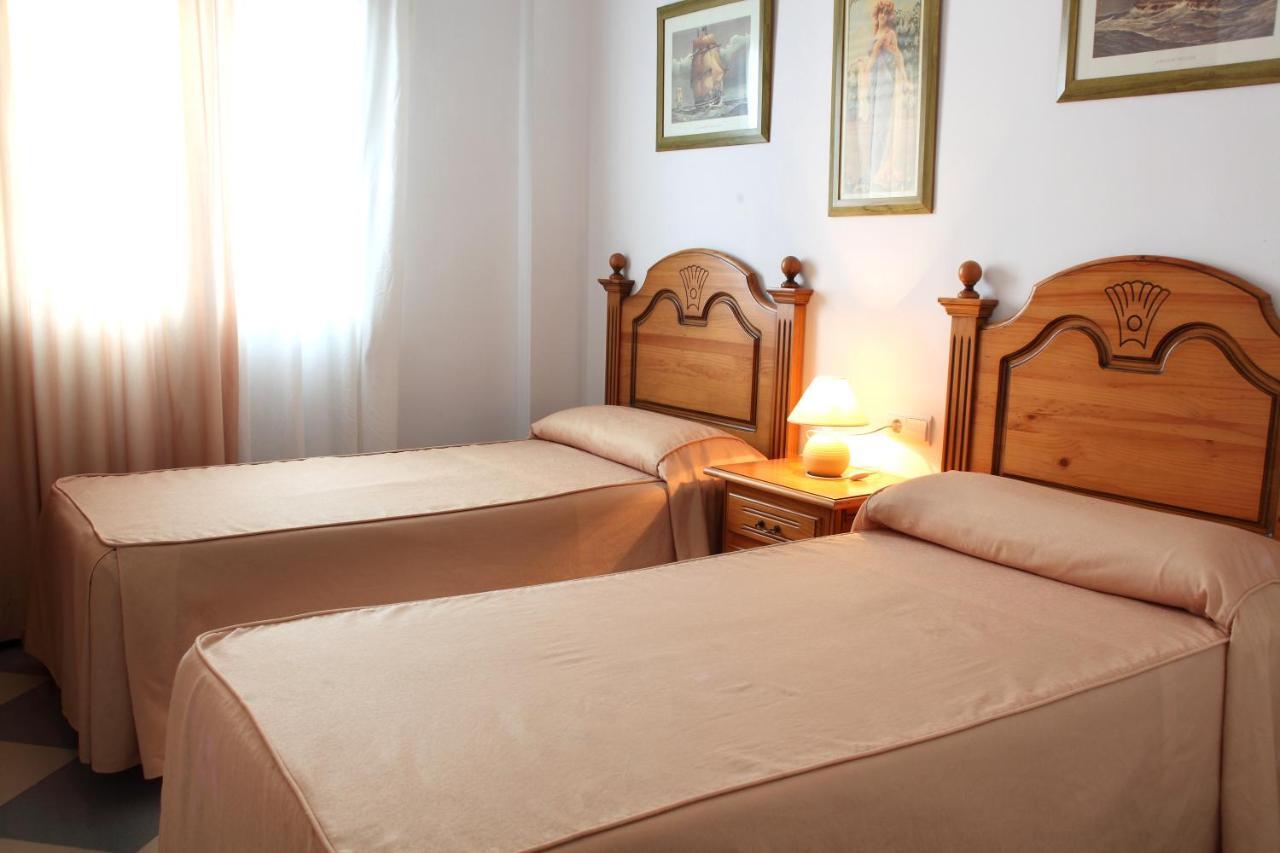 Apartamentos Nina De Oro Torremolinos Chambre photo